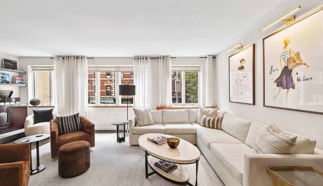 Prince by Rove Travel 2BR SoHo Condo w Terrace
