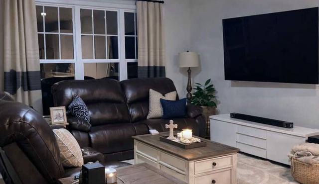 Welcoming 3-bedroom house with AC in charming Chester