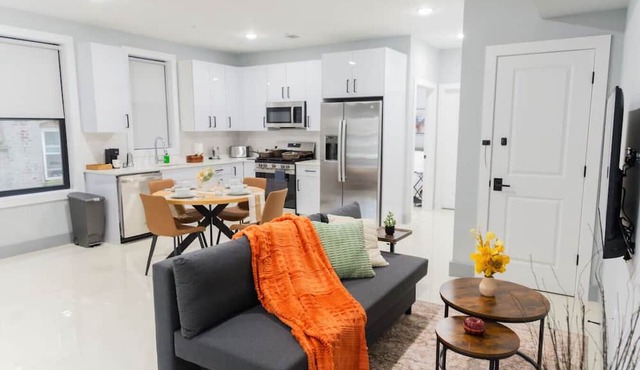 Easy Access to Times Square w/Free Indoor Parking