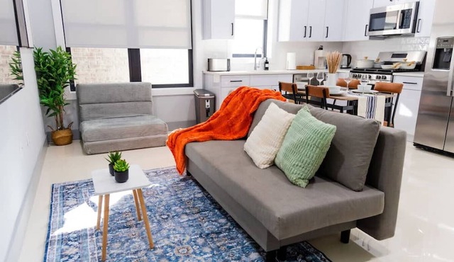 Modern 1BR w/Indoor Parking Quick Access to NYC