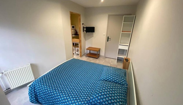 Apartment 'Studio 5- Les Moulins' with Wi-Fi