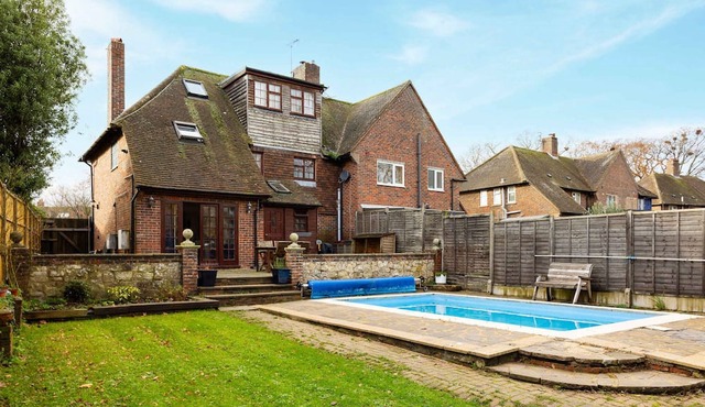 Rural House with Swimming Pool and Gardens
