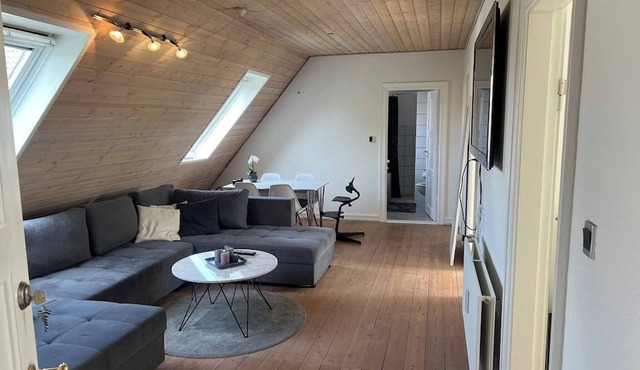 Spacious 3BR City Centre Penthouse