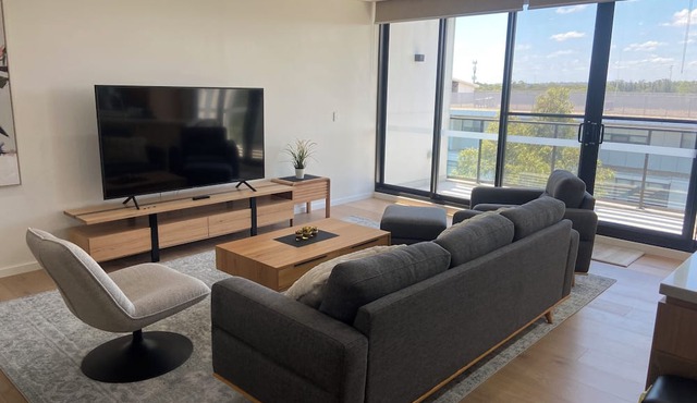 Huntington Apartment - Right in the heart of Rouse Hill Town Centre