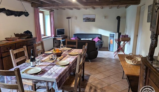 Gîte du Darcet - CHAMBOST-LONGESSAIGNE