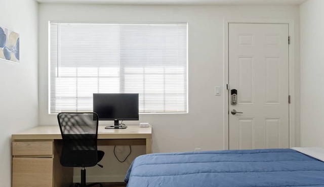 Fabulous 4-bedroom house with AC in every room