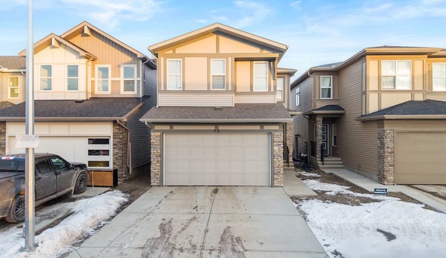 Radiant 2bedroom, 1bath Suite, in Calgary central area, off 17th Ave SE,downtown