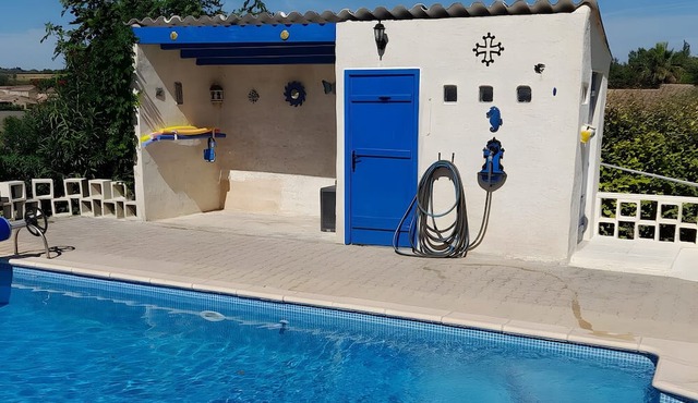 Villa 'Charming Holiday Rental' with Shared Pool, Wi-Fi, and Air Conditioning