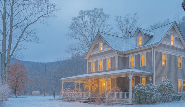 Breathe Inn: Large Groups | Pool | Yoga Studio