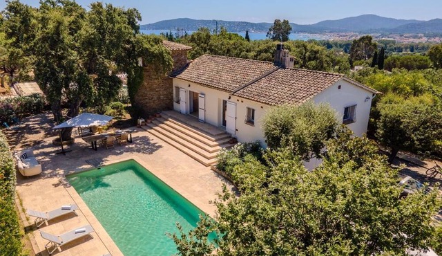 Villa Marquet - Pool, AC, Walk to Beach, Grimaud near St-Tropez