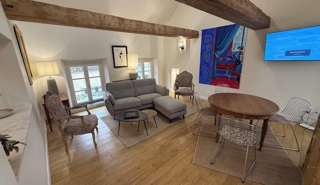 Charming apartment in Montreuil sur mer