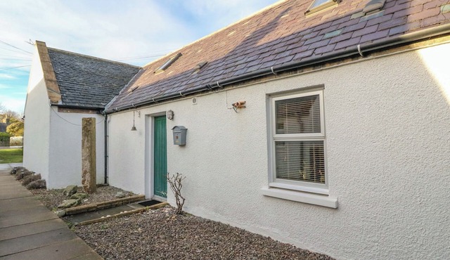 78 FINDHORN, pet friendly, country holiday cottage in Findhorn