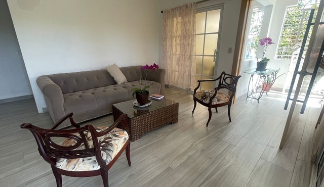 Feel at home 4 min from the Int. las Americas airport and 6 min from the beach.