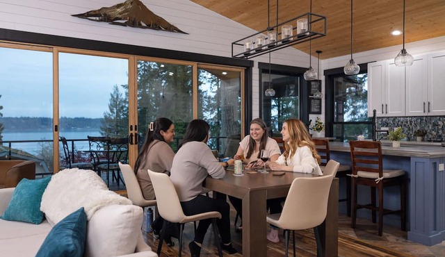 The Treasure Trove - A Dog-Friendly Waterview Gem