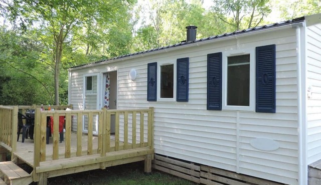 Mobile Home with Terrace for 4 People