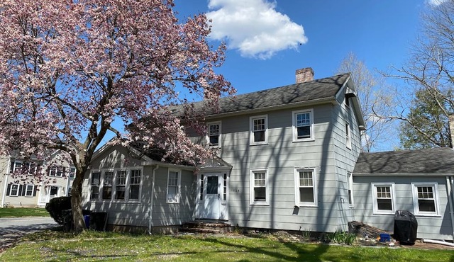 Location, Location, Location!n.9 mile walk to World Cup/Gillette Stadium.