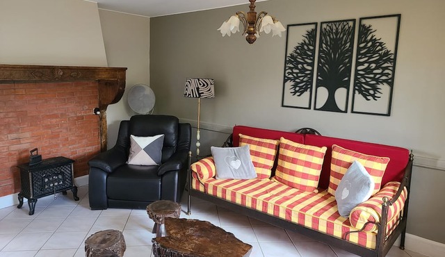 Country house located 7 km from Vienne (38) and 1.5 km from the N7 motorway