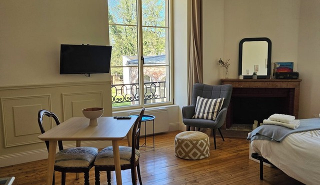 Elegant suite at Château Grévy - Charm & calm