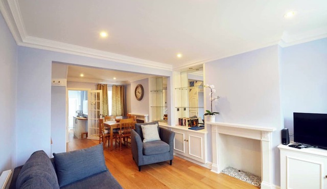 STABLE HOUSE - ETON WINDSOR