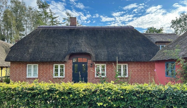 Idyllic house by Mossø with courtyard