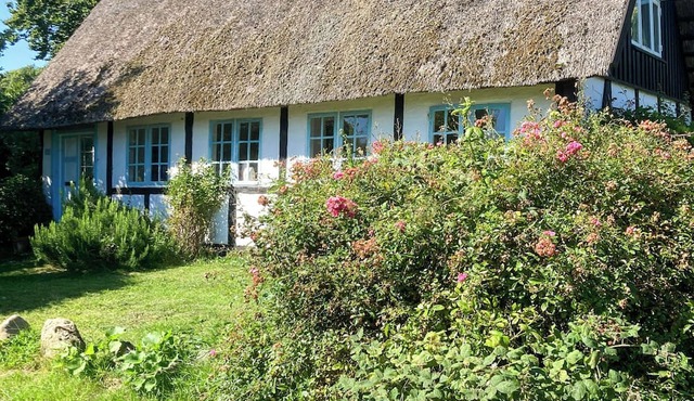 Charming holiday home from 1870 on Fejø