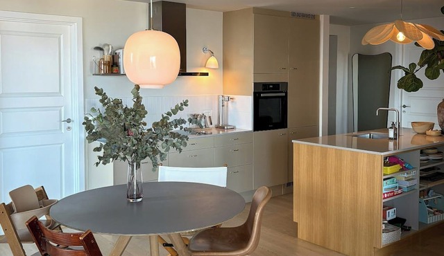 Flat on 16th floor with view of Øresund