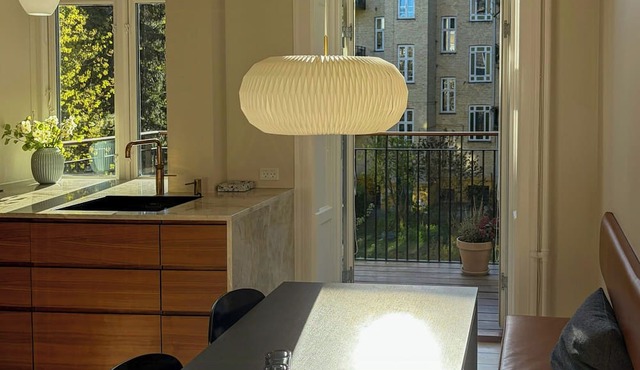 Renovated flat with balcony on Frederiksberg