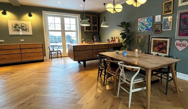 Villa with pool in Valby