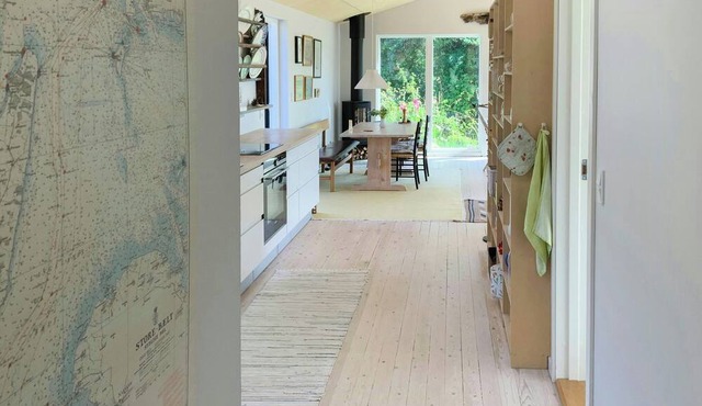 Renovated holiday home with sea view on Agersø