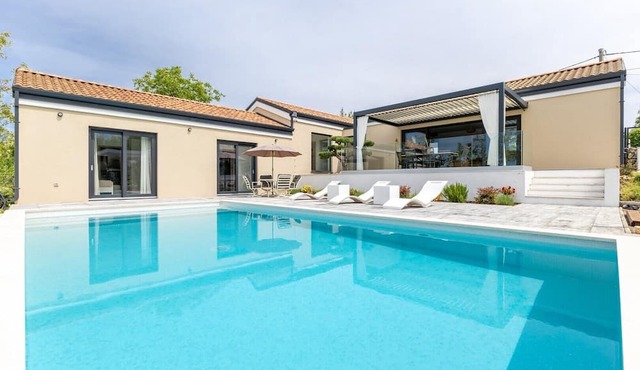 Villa Herceg Paradiz
