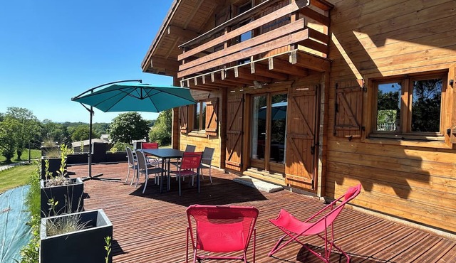 Log cabin in the heart of the Pays des Lacs 6 pers