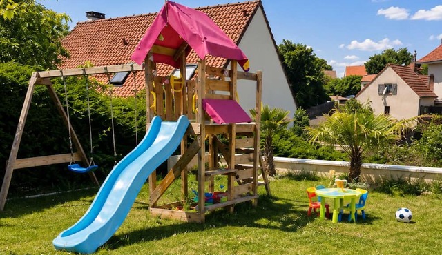 Family villa - Swimming pool & games - Paris 20 mins