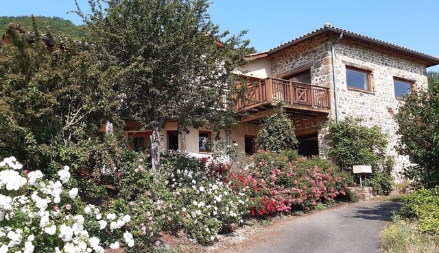 Gîte for 2 to 4 Guests – La fond du mont Popey