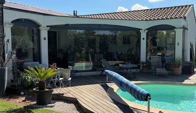 house for 6 persons with AC, swimming pool, games, sports and nature