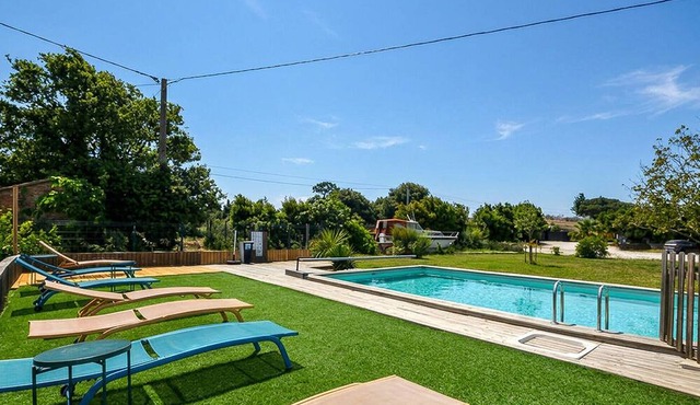 Cozy home in Perpignan with swimming pool