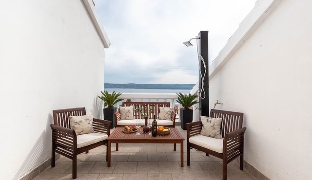 Seaside holiday house Marušići, Omiš (K-25242)