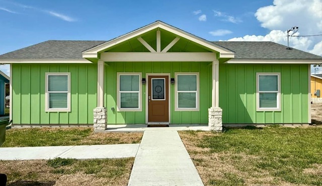 The Landing at Riviera Beach-Green House