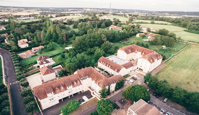 Family Stay in La Roche-Posay