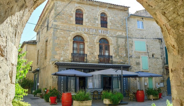 Village House by the river in the Minervois