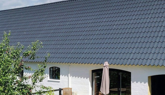 Apartment in renovated stable near UNESCO cliffs