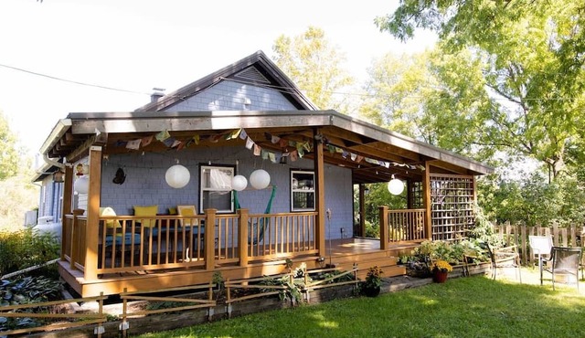 The Farm Manor | Spacious, Trails & Porch