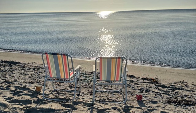 Stylish boutique apartment steps from the beach - perfect for 2 adults