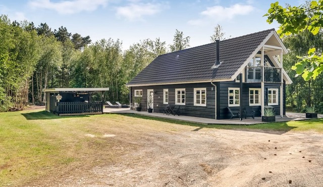 "Stanko" - 300m from the sea by Interhome