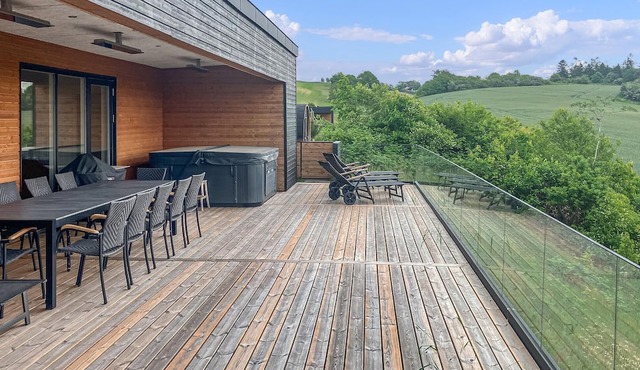 Beautiful home in Løgstrup with sauna