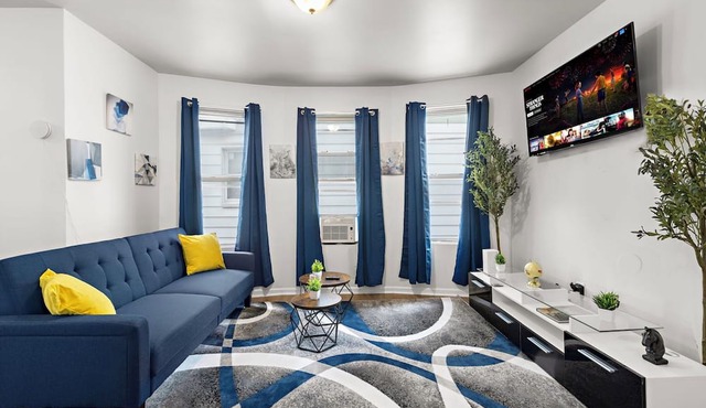 Fun Family getaway - NYC & NWK w/free parking