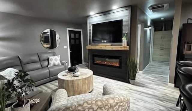 Oasis in the City - 2 Bdrm Condo