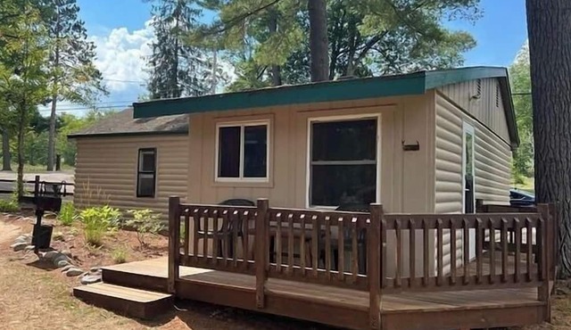 Welcome to Cottage 4 at Heart Lake Resort!