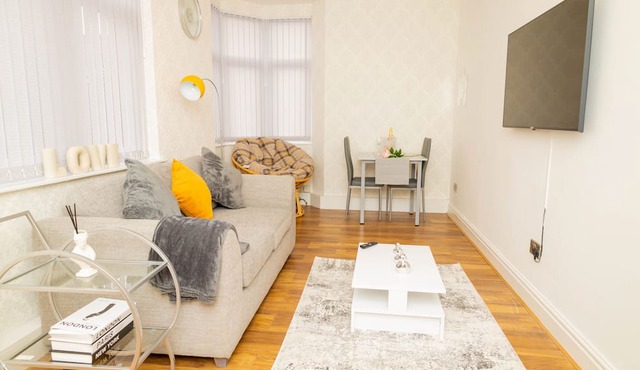 Stylish 1 bedroom Apartment Close To City Centre & Manchester City Stadium