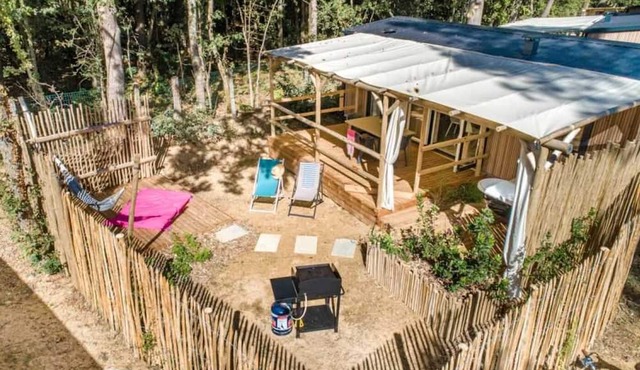 Camping 4 étoiles - Piscine - efbdeh