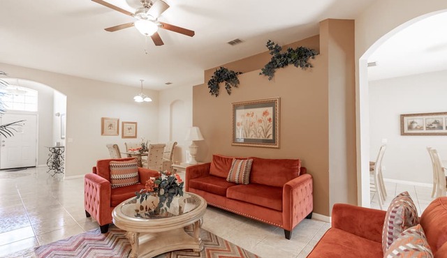 Cozy 4Bed Pool Home with Spa-246BD